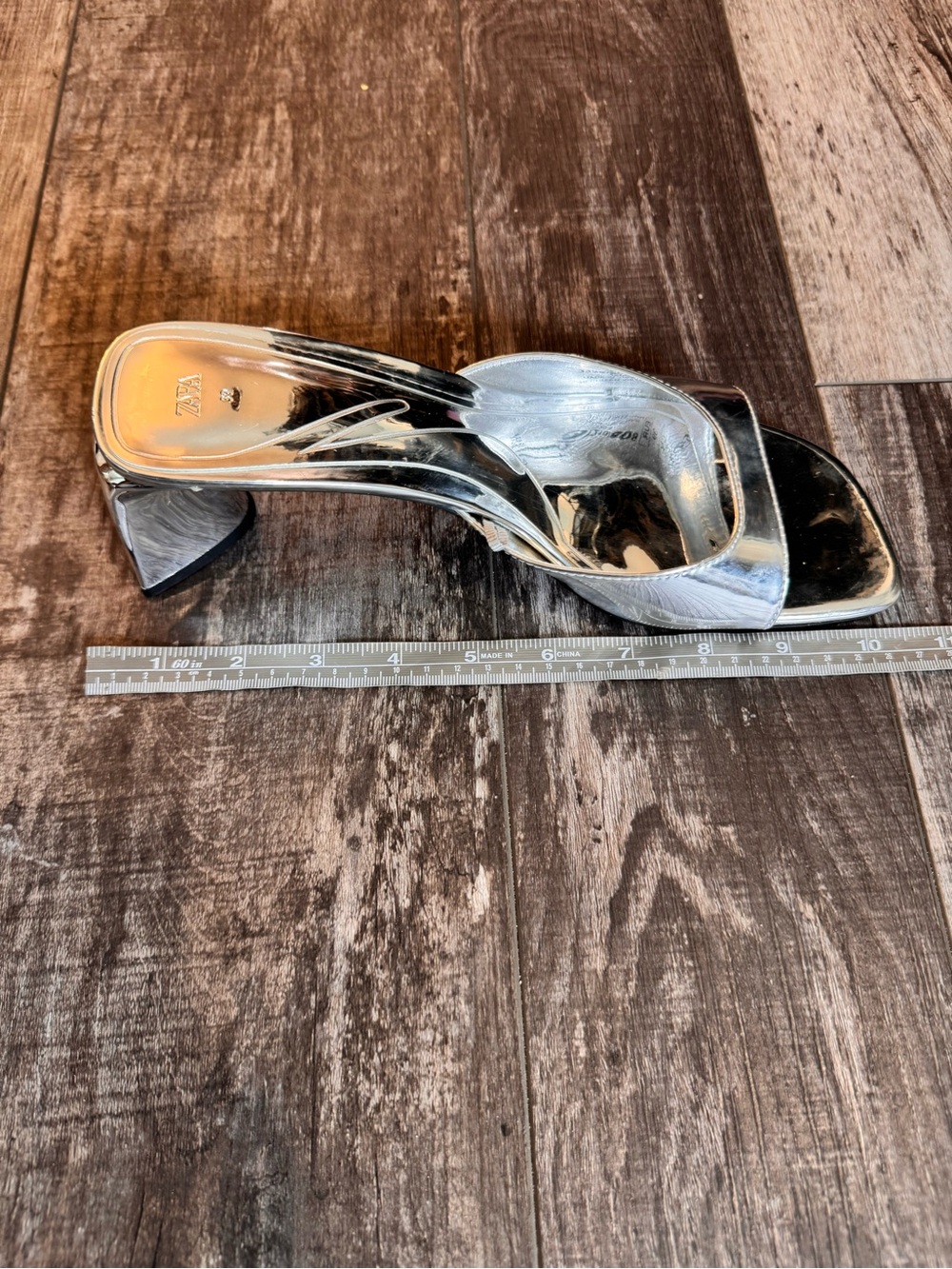 Zara Silver Metallic Open-Toe Block Heel Mules - Picture 12 of 12